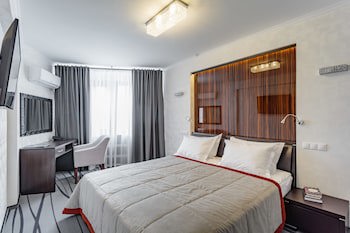 Tourist Hotel
