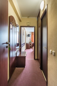 Tourist Hotel
