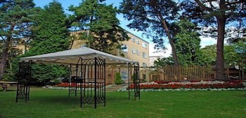 Carrington House Hotel