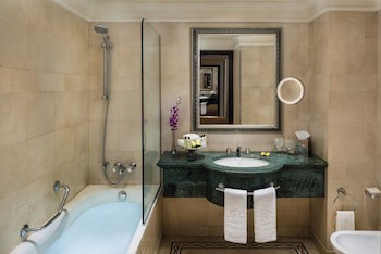 Intercontinental Phoenicia Beirut, An Ihg Hotel