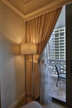 Intercontinental Phoenicia Beirut, An Ihg Hotel