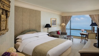 Intercontinental Phoenicia Beirut, An Ihg Hotel