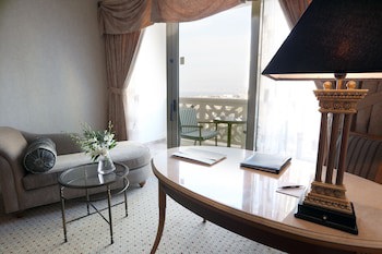Intercontinental Phoenicia Beirut, An Ihg Hotel