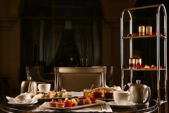 Intercontinental Phoenicia Beirut, An Ihg Hotel