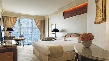 Intercontinental Phoenicia Beirut, An Ihg Hotel