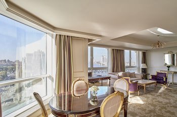 Four Seasons Hotel Cairo At First Residence
