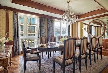 Four Seasons Hotel Cairo At First Residence