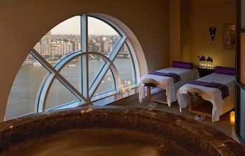 Four Seasons Hotel Cairo At First Residence