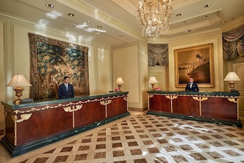 Four Seasons Hotel Cairo At First Residence
