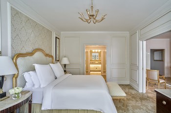 Four Seasons Hotel Cairo At First Residence