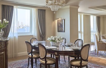 Four Seasons Hotel Cairo At First Residence