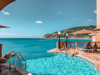 Divi Little Bay Beach Resort