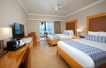Divi Little Bay Beach Resort