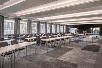 Courtyard By Marriott Linz