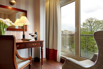 Eurostars Montgomery
