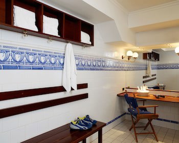 Eurostars Montgomery