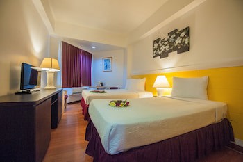 Grand Plaza Hotel