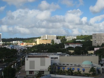 Grand Plaza Hotel