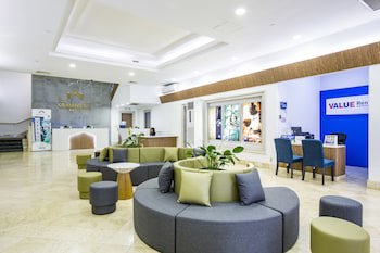 Grand Plaza Hotel