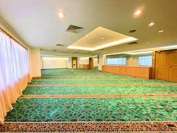 Mardhiyyah Hotel And Suites
