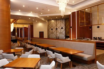 Mardhiyyah Hotel And Suites