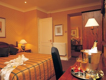 Berjaya Eden Park London Hotel