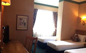Berjaya Eden Park London Hotel