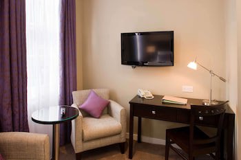Berjaya Eden Park London Hotel