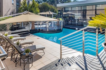 City Lodge Johannesburg Airport, Barbara Road