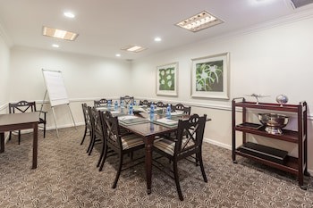 Courtyard Hotel Rosebank