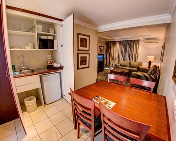 Courtyard Hotel Sandton
