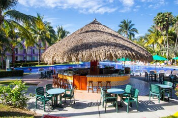 Grand Decameron Complex Bucerias, A Trademark All-Inclusive Resort