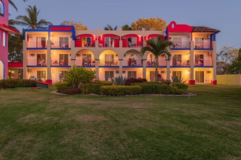 Grand Decameron Complex Bucerias, A Trademark All-Inclusive Resort