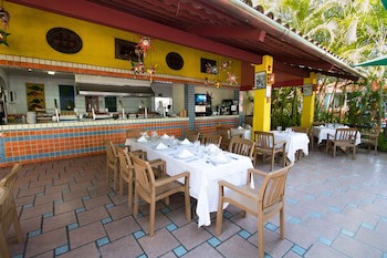 Grand Decameron Complex Bucerias, A Trademark All-Inclusive Resort