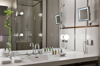 The Hotel Luzern, Autograph Collection