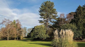 Brandshatch Place Hotel & Spa