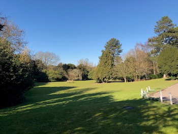 Brandshatch Place Hotel & Spa