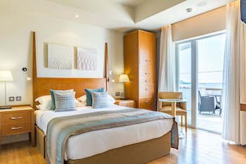 L'horizon Beach Hotel & Spa