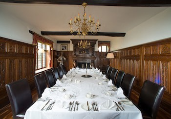 Cwrt Bleddyn Hotel & Spa