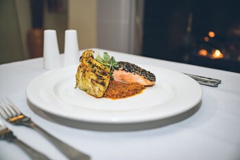 Cwrt Bleddyn Hotel & Spa