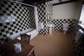 Cwrt Bleddyn Hotel & Spa