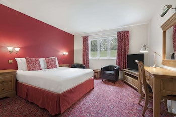 Cwrt Bleddyn Hotel & Spa