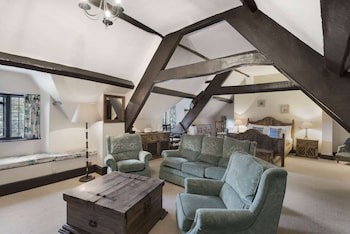 Cwrt Bleddyn Hotel & Spa