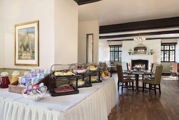 Cwrt Bleddyn Hotel & Spa