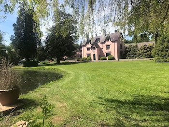 Cwrt Bleddyn Hotel & Spa