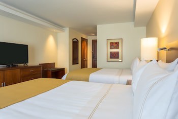 Ghl Hotel Capital