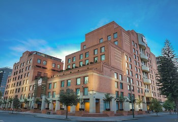 Ghl Hotel Capital