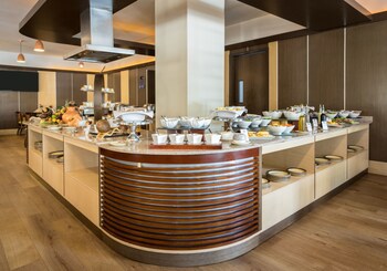 Ghl Hotel Capital