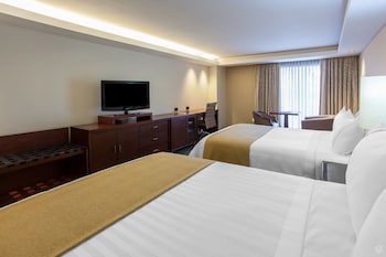 Ghl Hotel Capital