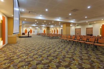 Ghl Hotel Capital